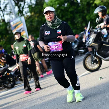 Runner Photo 4144234