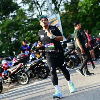 Runner Photo 4144241