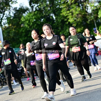 Runner Photo 4144246