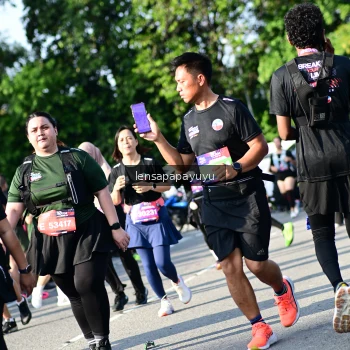 Runner Photo 4144263