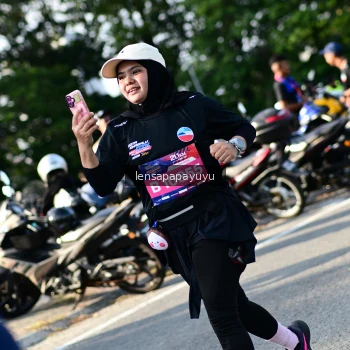 Runner Photo 4144266