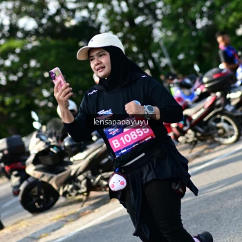 Runner Photo 4144270