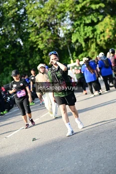 Runner Photo 4144280