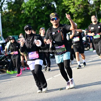 Runner Photo 4144300