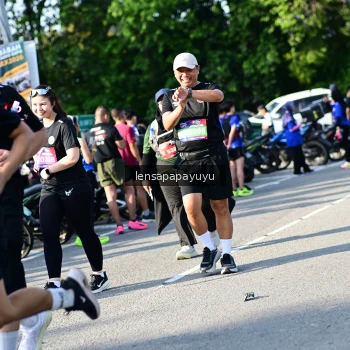 Runner Photo 4144314