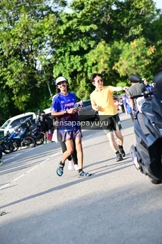 Runner Photo 4144319