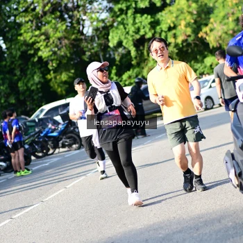 Runner Photo 4144325