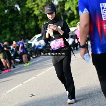 Runner Photo 4144358