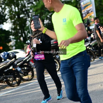 Runner Photo 4144361