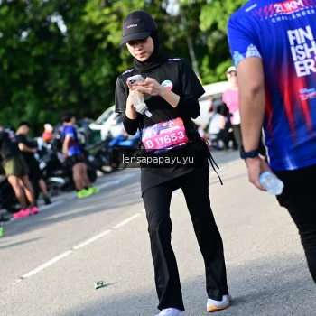 Runner Photo 4144365