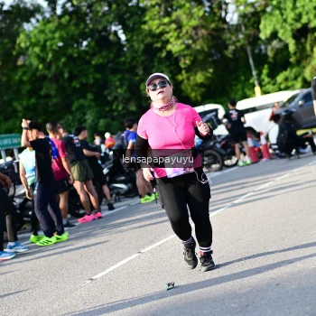 Runner Photo 4144366