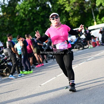 Runner Photo 4144370