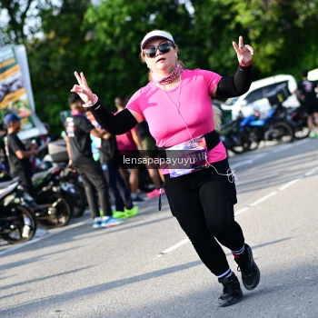 Runner Photo 4144374