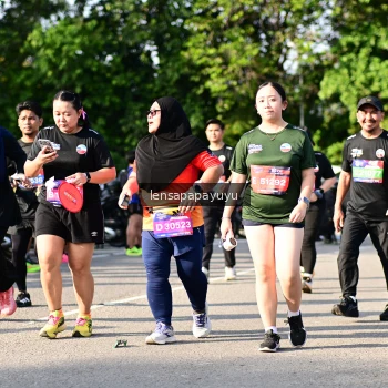 Runner Photo 4144393