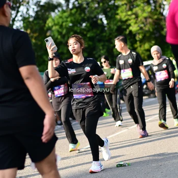 Runner Photo 4144395