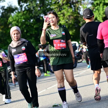 Runner Photo 4144405