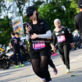 Runner Photo 4144406