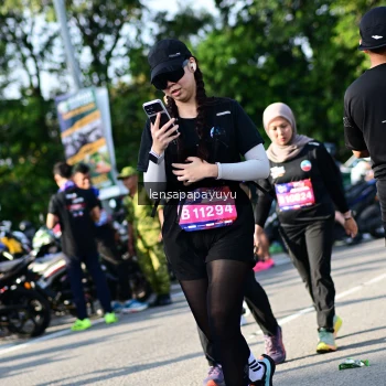 Runner Photo 4144408