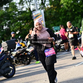 Runner Photo 4144411