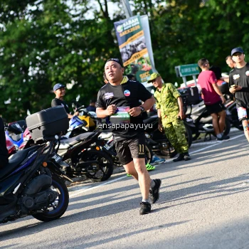 Runner Photo 4144419