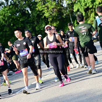 Runner Photo 4144426