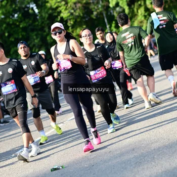 Runner Photo 4144432