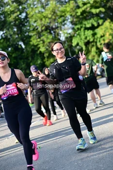Runner Photo 4144434