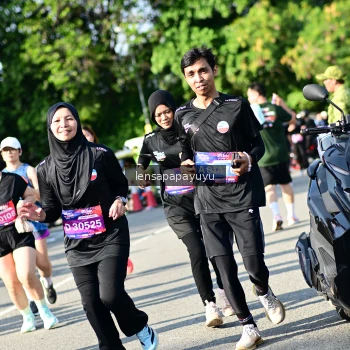 Runner Photo 4144440