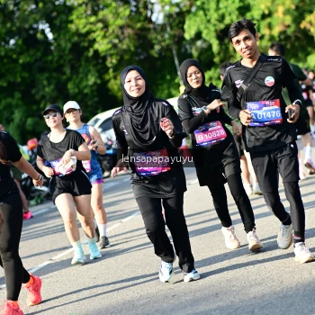 Runner Photo 4144441