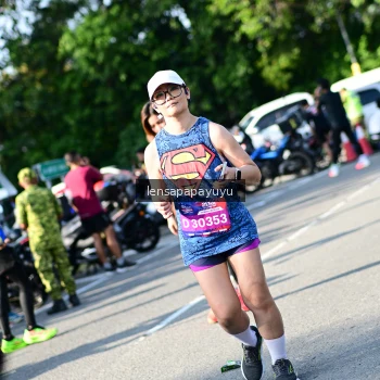 Runner Photo 4144448