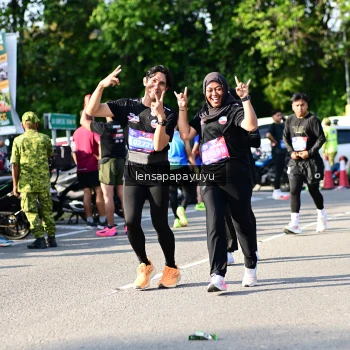 Runner Photo 4144457