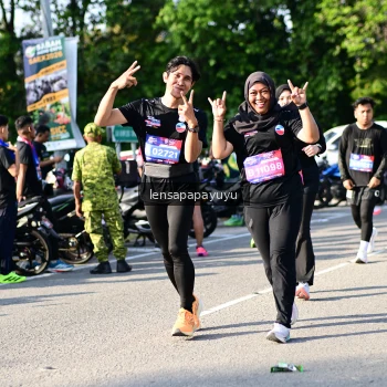 Runner Photo 4144461
