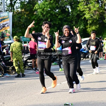 Runner Photo 4144463