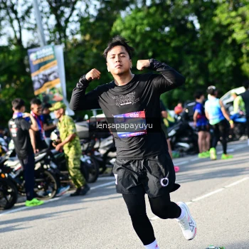 Runner Photo 4144468