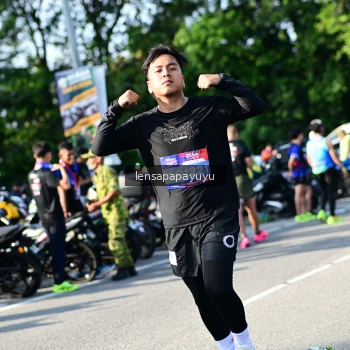 Runner Photo 4144469