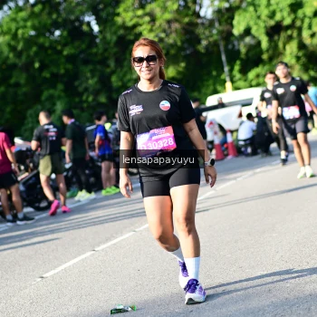 Runner Photo 4144471