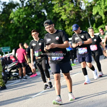 Runner Photo 4144480