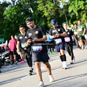 Runner Photo 4144483