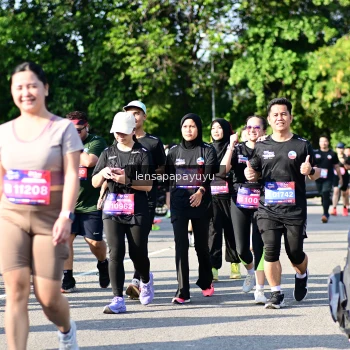 Runner Photo 4144503
