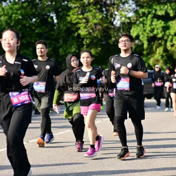 Runner Photo 4144507