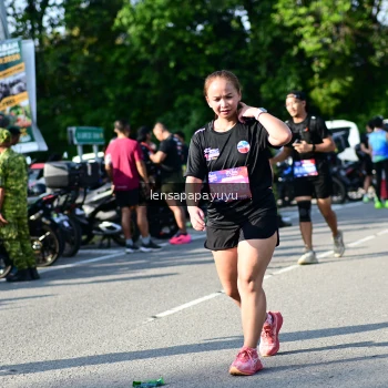 Runner Photo 4144526
