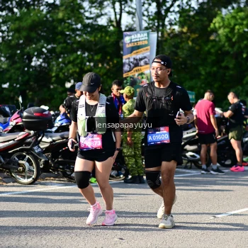 Runner Photo 4144527