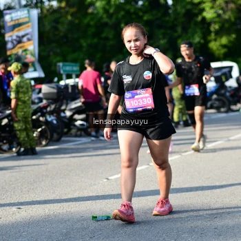 Runner Photo 4144529