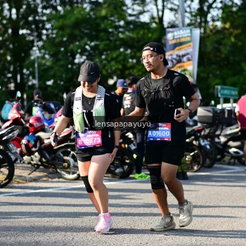 Runner Photo 4144531