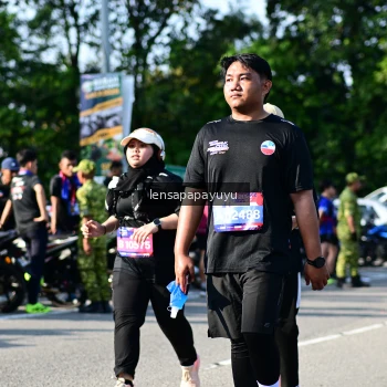 Runner Photo 4144540
