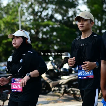 Runner Photo 4144543