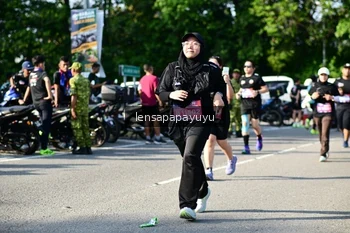 Runner Photo 4144547