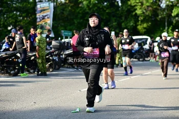 Runner Photo 4144550