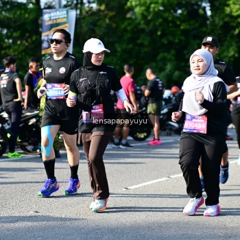 Runner Photo 4144554