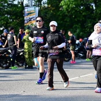 Runner Photo 4144557